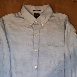 Men's casual dress shirt